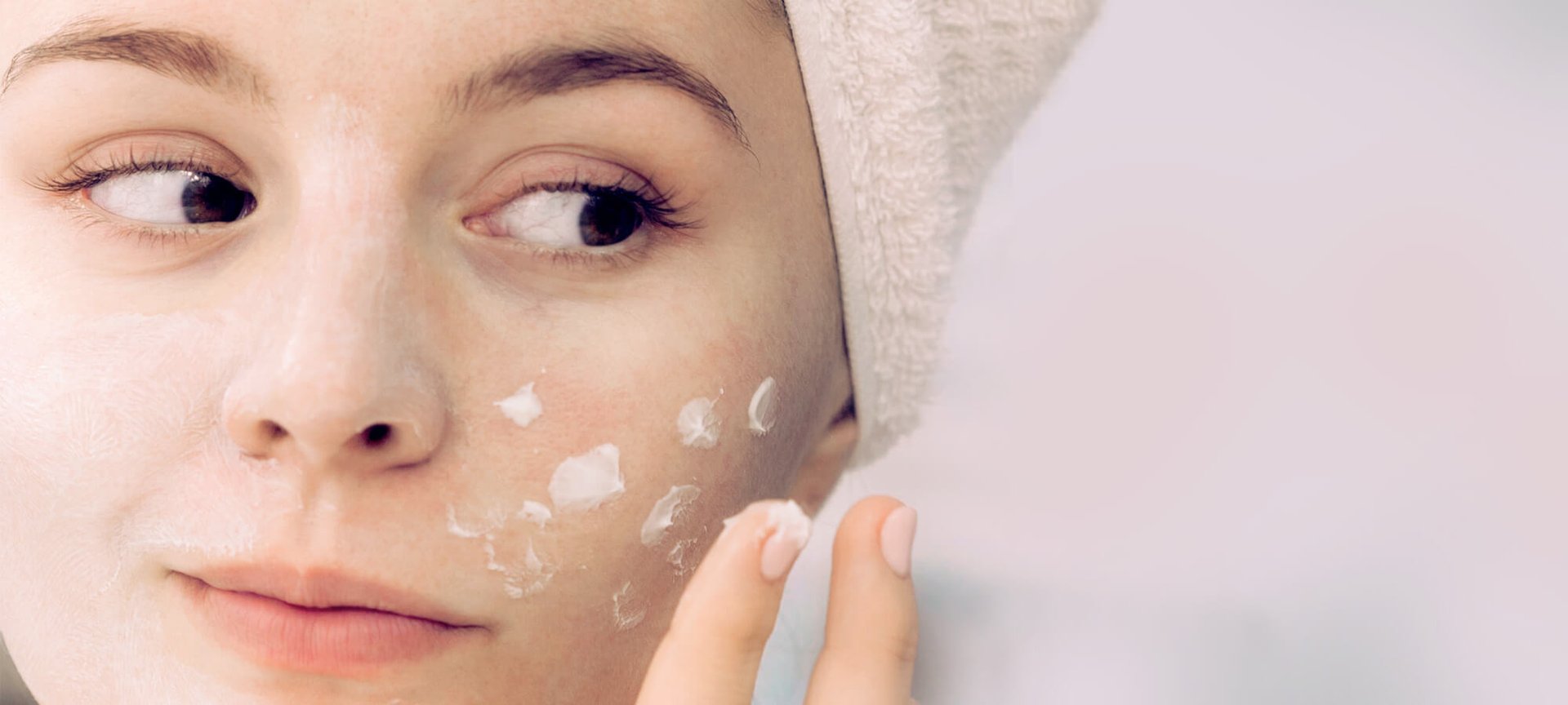 Aplikujete váš krém proti stárnutí správně Hero