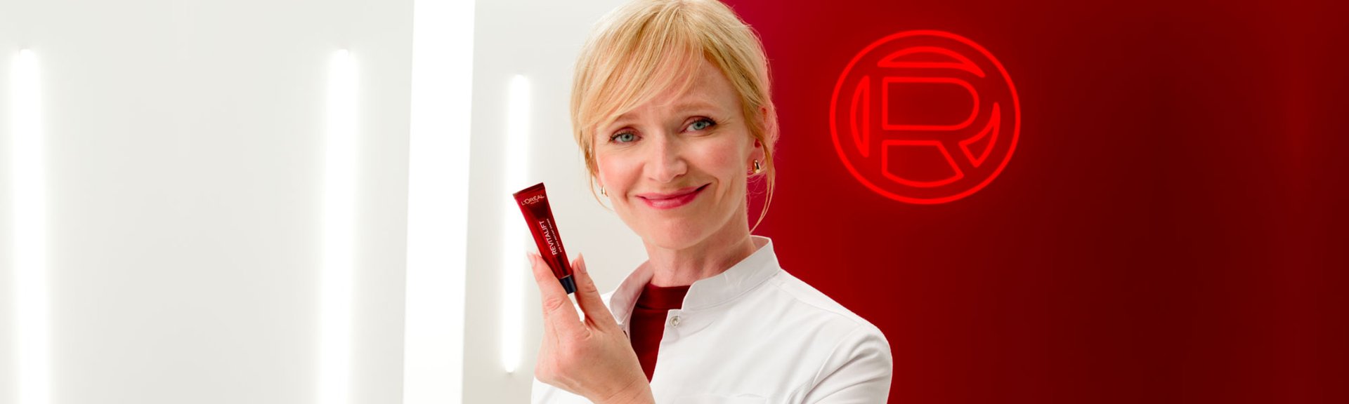 Ana Revitalift Laser